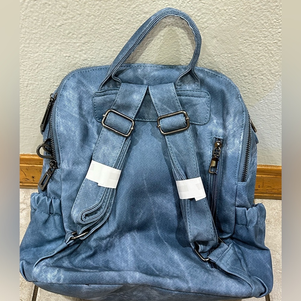 Backpack. - Picture 5 of 5